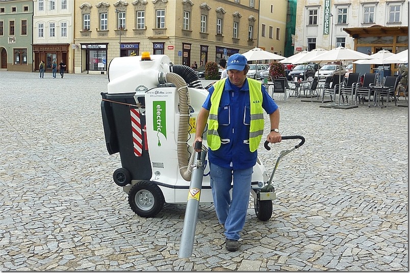 5-street-cleaning-znojmo-cz-